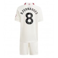 Otroški Nogometni dresi Manchester United Bruno Fernandes #8 Tretji 2023-24 Kratek Rokav (+ Kratke hlače)